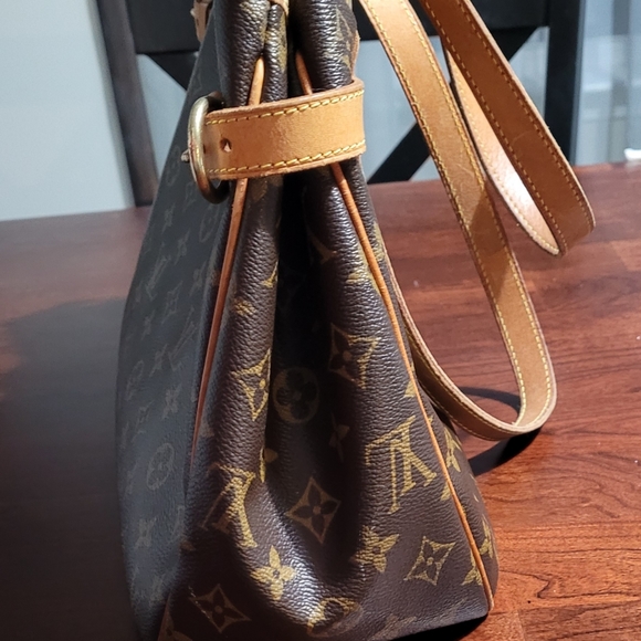 Authentic Louis Vuitton shoulder bag - Picture 3 of 9
